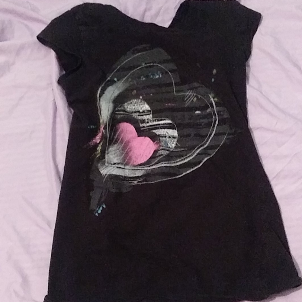 Tee shirt